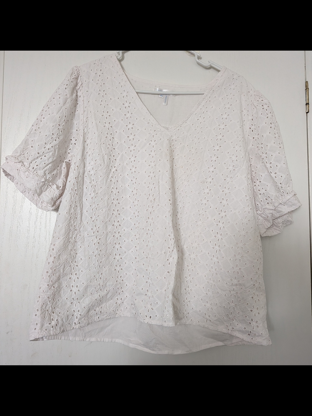 Draper James White Eyelet Puff Sleeve Top V Neck, Cottagecore, Sz XL